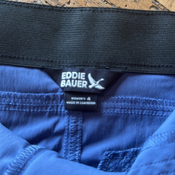 NWT Ladies Eddie Bauer cornflower blue Hiker Shorts - Picture 9 of 12